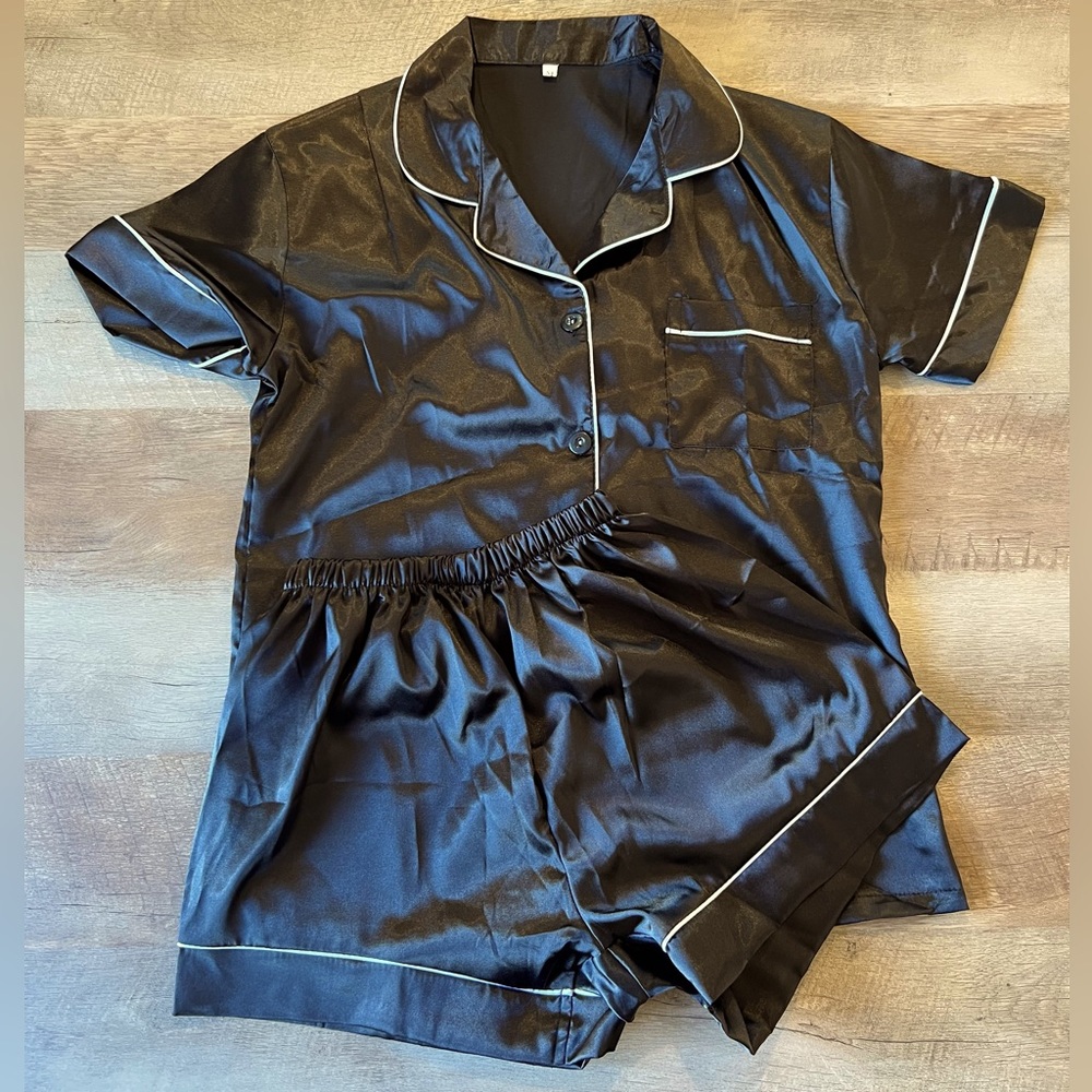 BRAND NEW silky PJ’S